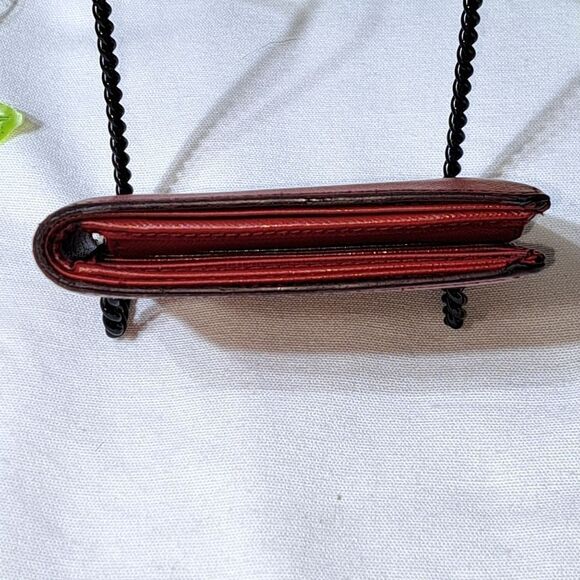 Prada Bifold Wallet in Red Authentic Good Condition - Picture 14 of 16